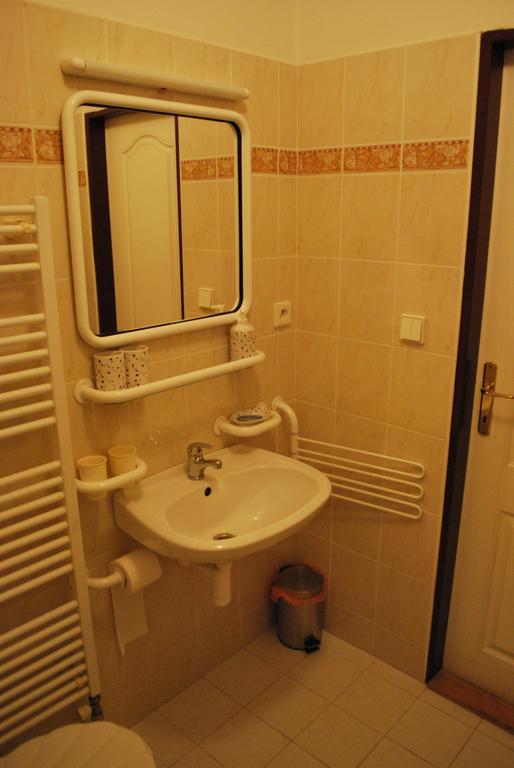 M+M Apartman ハルラホフ エクステリア 写真